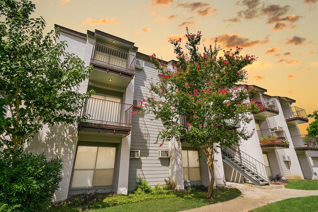 the enclave at homecoming terra vista apartments exterior