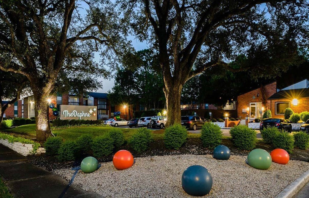 Bocce Courtyard at The Daphne Apartments, The Barvin Group, Houston, 77054