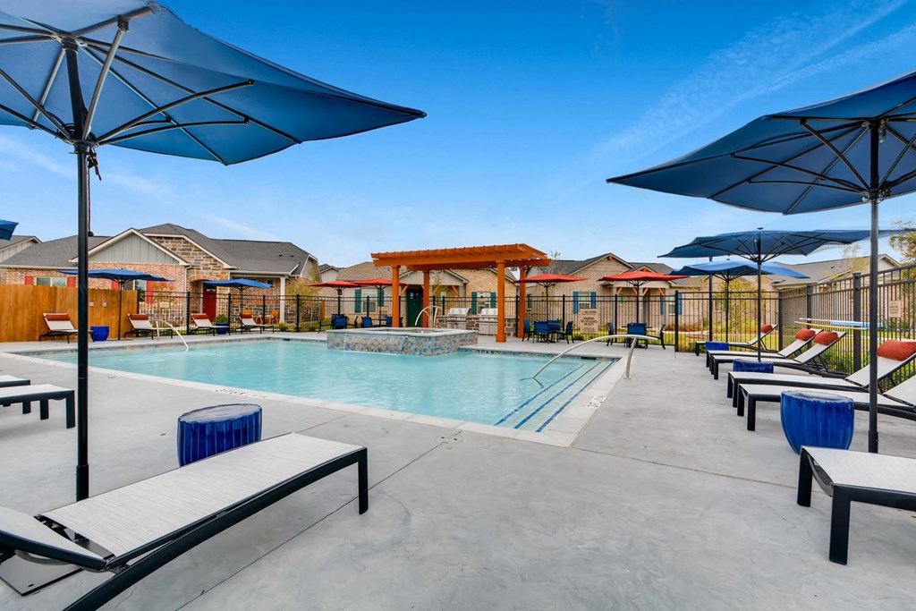 Outdoor Swimming Pool with Large Sundeck and Wi-Fi Outdoor Swimming Pool with Large Sundeck and Wi-Fi at Avilla Heritage, Grand Prairie, 75052