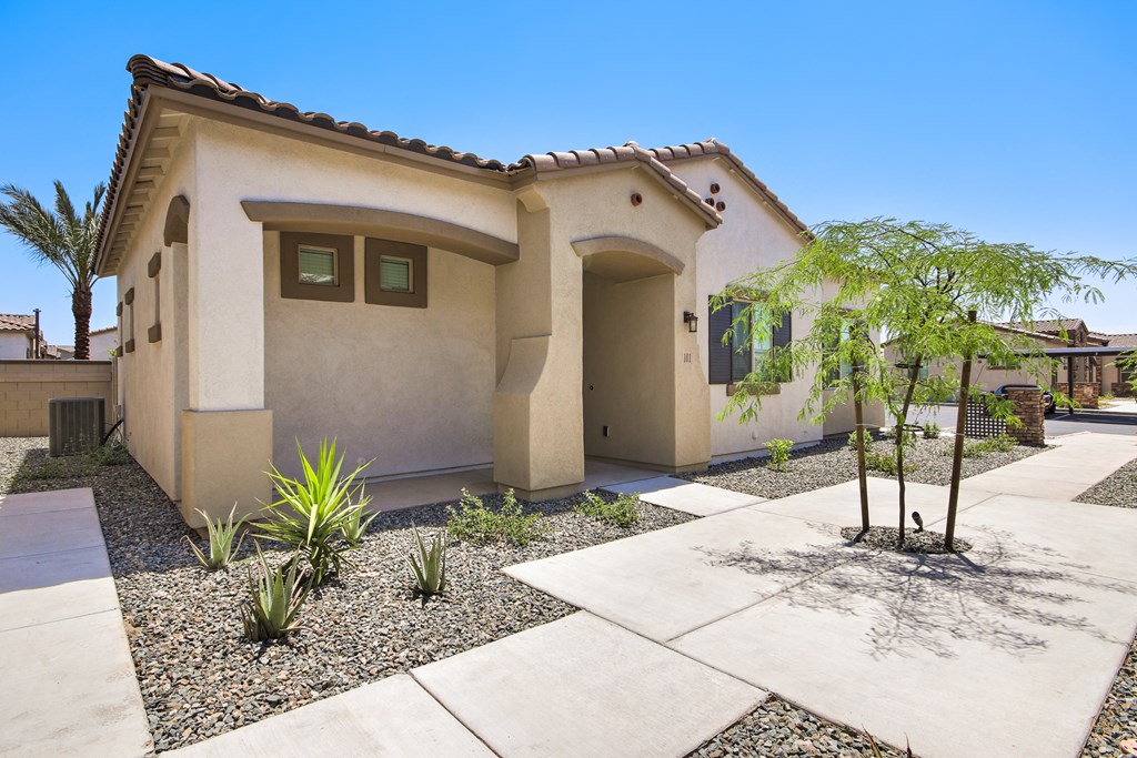 Outside view at Avilla Enclave, Mesa, Arizona