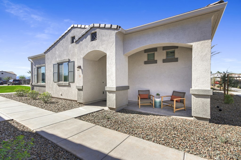 Courtyard Patio at Avilla Gateway, Arizona