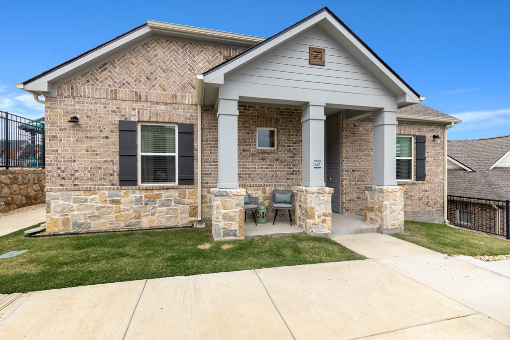 Private Entryway at Avilla Grove, Prosper, TX 75078