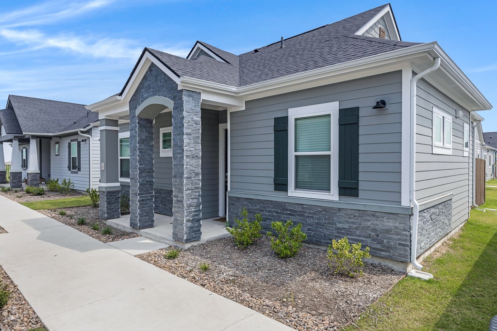 Private entrances and no shared walls at Avilla Oakridge in Forney, TX.