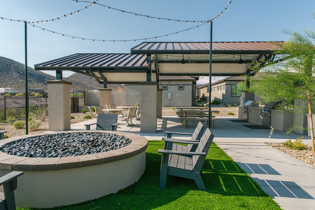 Outdoor Fire Pit at Avilla Western Garden, Phoenix, AZ 85307