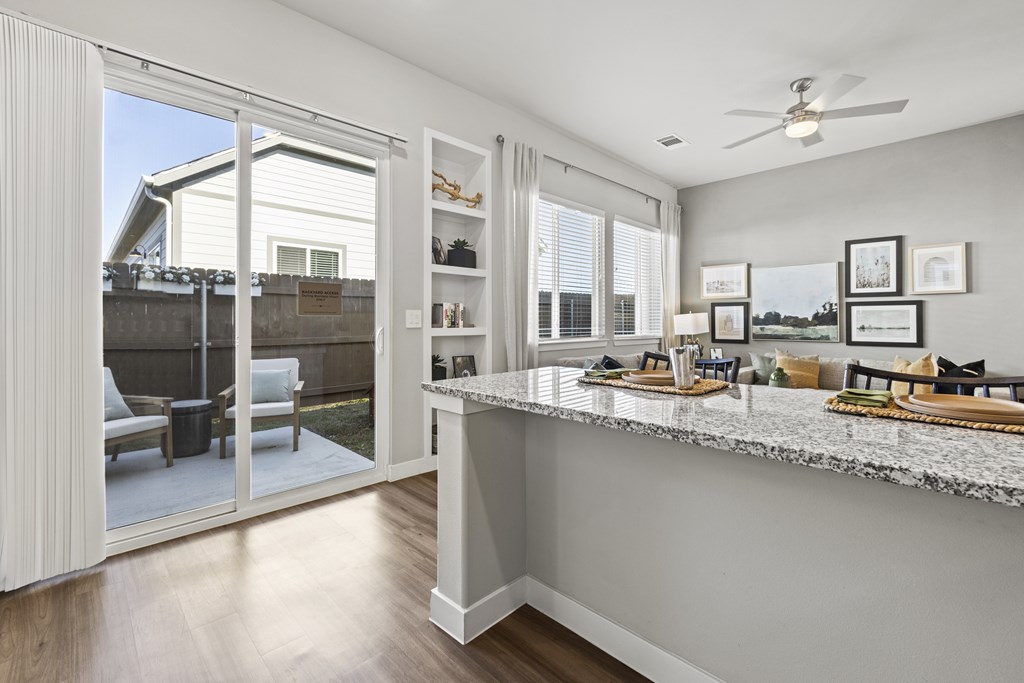 Gourmet kitchen at Avilla Lakeridge in Arlington, TX 76002