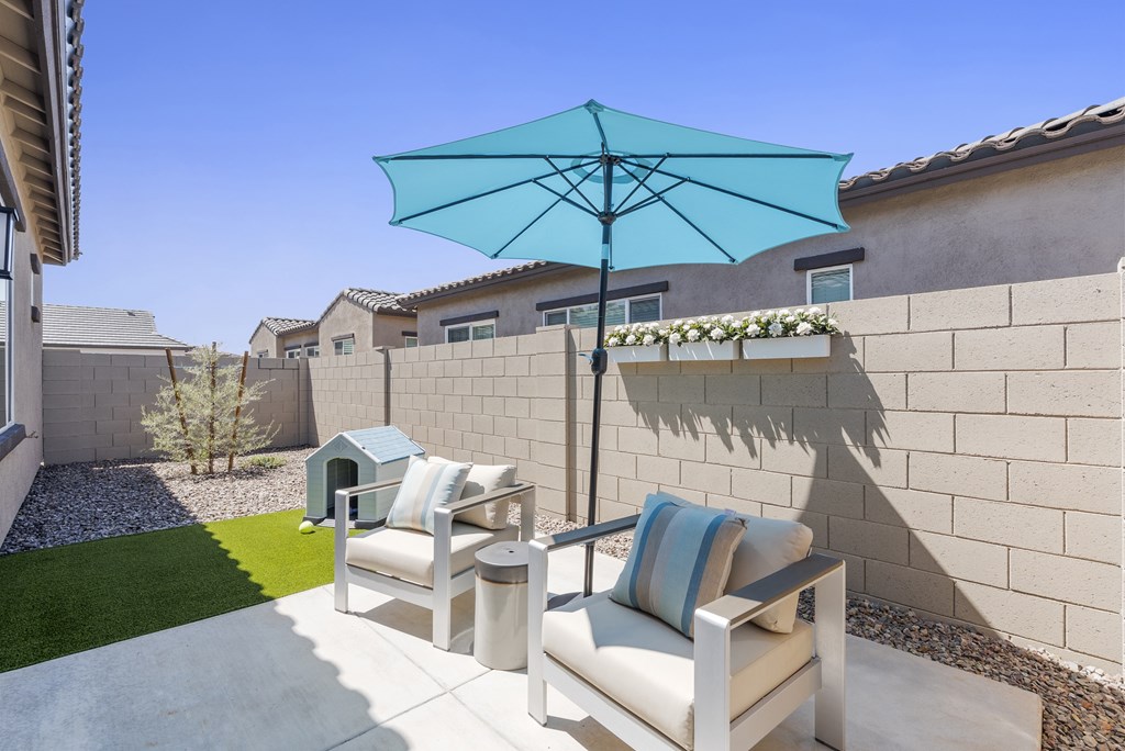 Pet-Friendly Private Backyard at Avilla Palomino, Glendale, AZ 85302