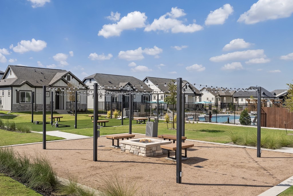 Outdoor Fire Pit at Avilla Railhead, Cleburne, TX 76033