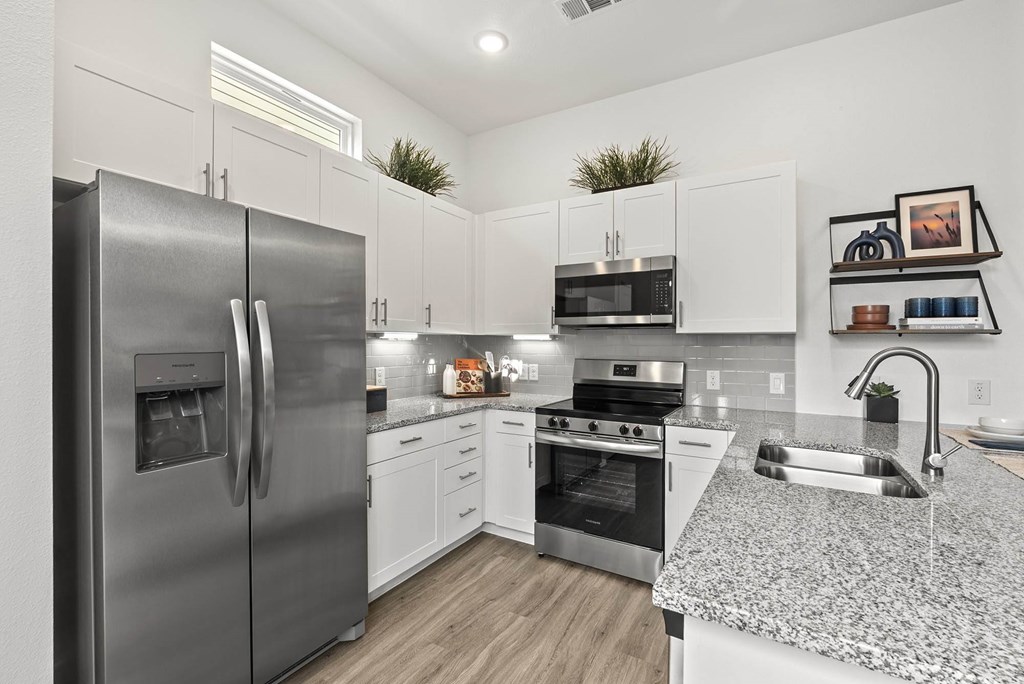 Stainless Steel Appliances at Avilla Railhead, Cleburne, TX 76033