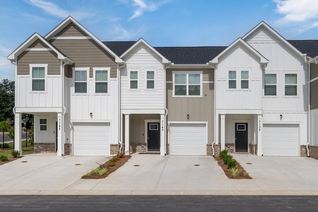 Property Exterior at South Pine, Union City, GA 30291