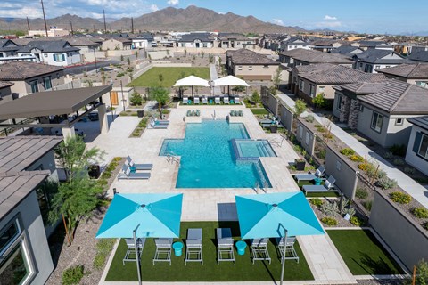 Resort Style Pool & Hot Tub at Avilla Vista Norte, Phoenix, AZ 85087