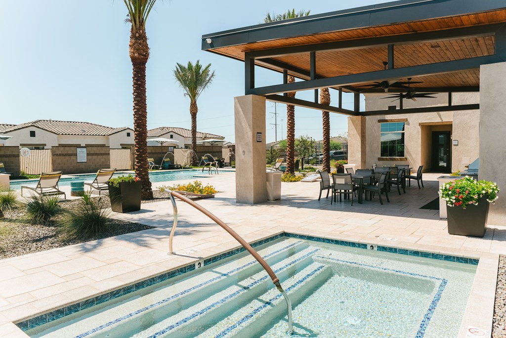 Spa and Grilling Areas at Avilla Canyon, Phoenix