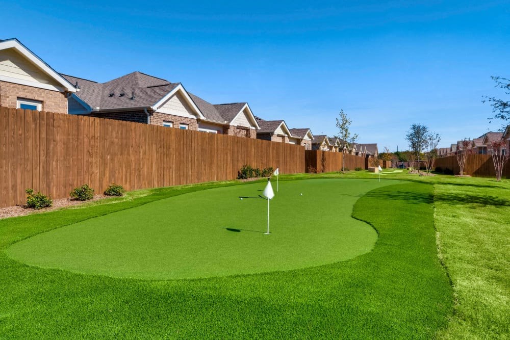 Putting Green at Avilla Northside, McKinney