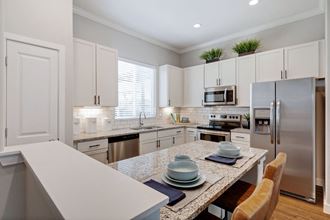 Fully Equipped Eat-In Kitchen at Avilla Stoneridge, Melissa, Texas