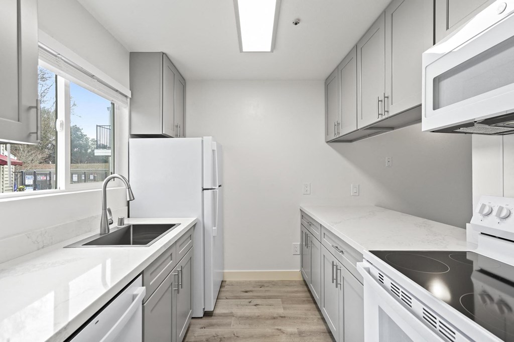 Kitchen at Stony Creek Apartments, Santa Rosa, CA