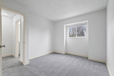 Living room at Stony Creek Apartments, California, 95401