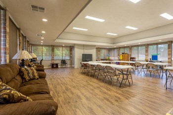 clubhouse - Photo Gallery 3