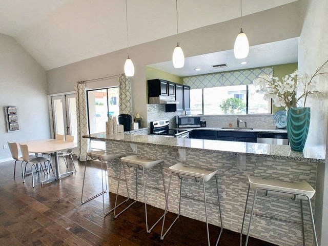 Stoneridge Apartments