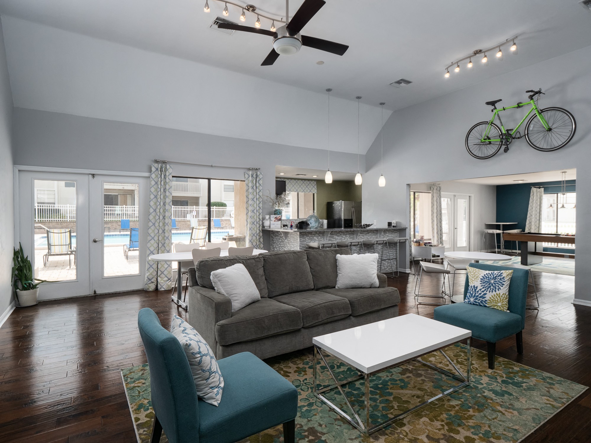 Clubhouse with sitting area