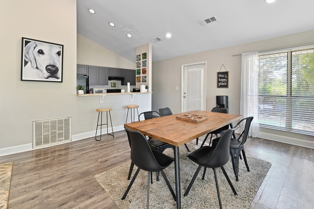 the enclave at homecoming terra vista dining room at 300 Riverside Apartments, Georgia