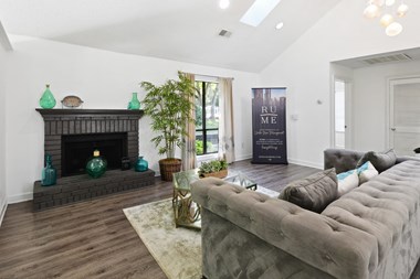 450 Waldan Circle 1-2 Beds Apartment for Rent - Photo Gallery 5