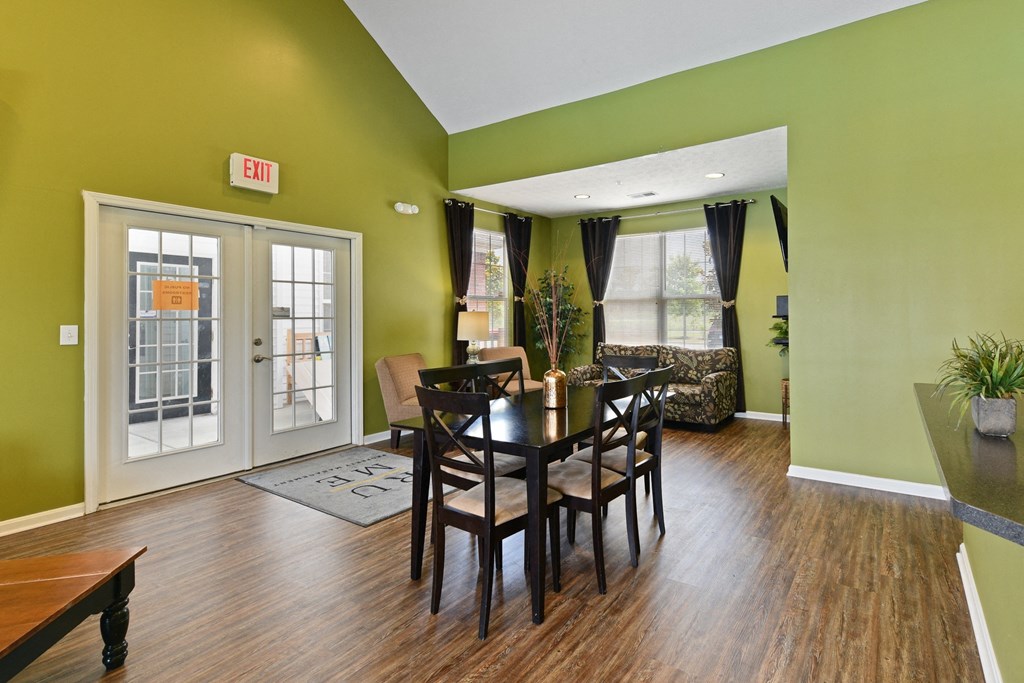 Dining area in the Clubhouse at The Reserves of Thomas Glen, Shepherdsville, KY, 40165