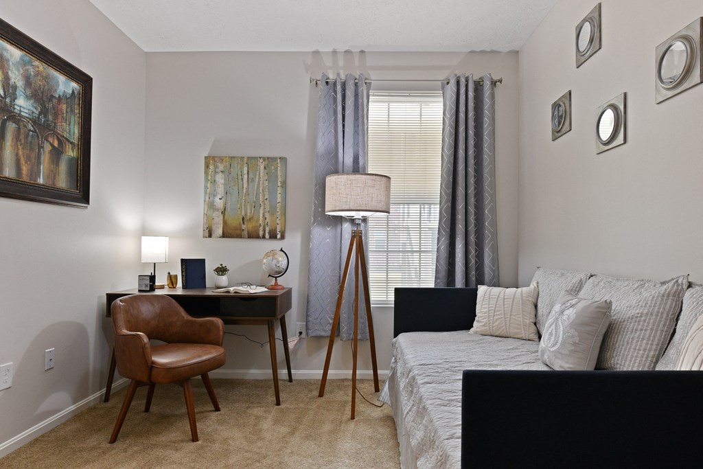 2nd bedroom with large window at The Reserves of Thomas Glen, Shepherdsville, KY, 40165