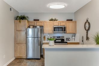 123 Thomas Glen Dr 1-3 Beds Apartment for Rent - Photo Gallery 1