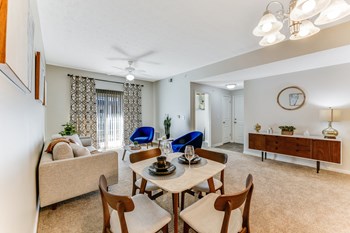 Open space kitchen with dining table - model 6 - Photo Gallery 2