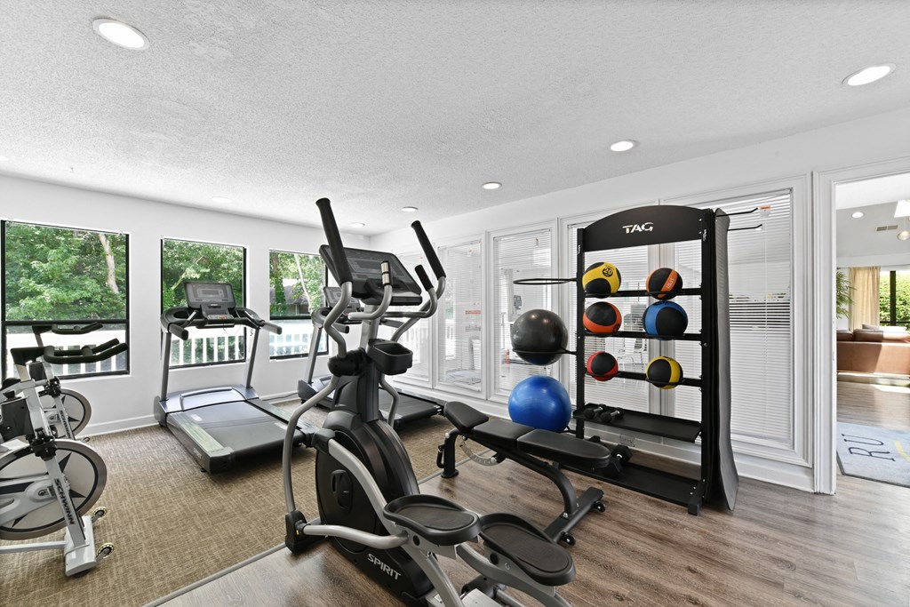 the gym at the preserve apartments