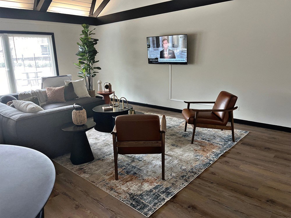 Newly Renovated Clubhouse at Aspen Ridge Apartments in West Chicago, IL 60185