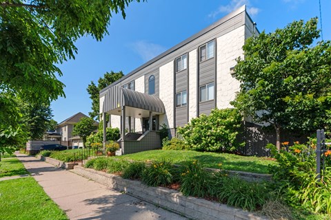the building in which the apartment is located