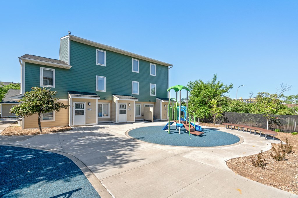 the preserve at ballantyne commons park playground with swing set