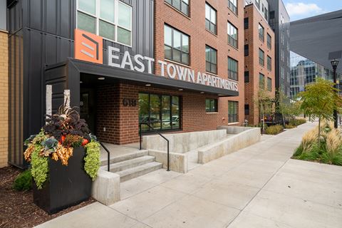 East Town Apartments Minneapolis