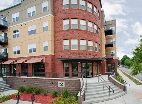 Spirit On Lake Apartments Minneapolis