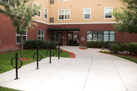 Spirit On Lake Apartments Minneapolis