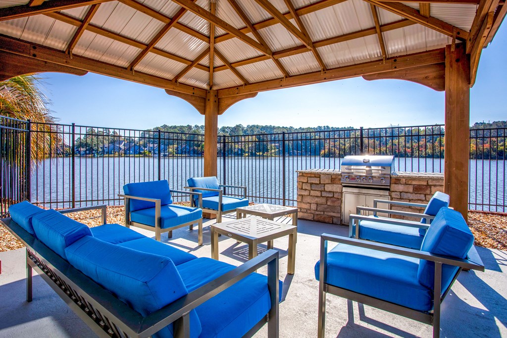 Castaways at Hidden Harbor Apartments