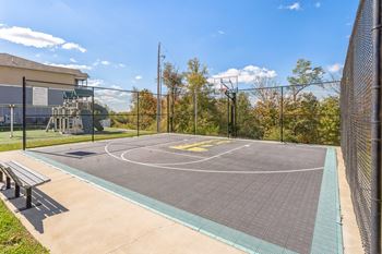 the basketball court at the preserve at ballantyne commons apartments