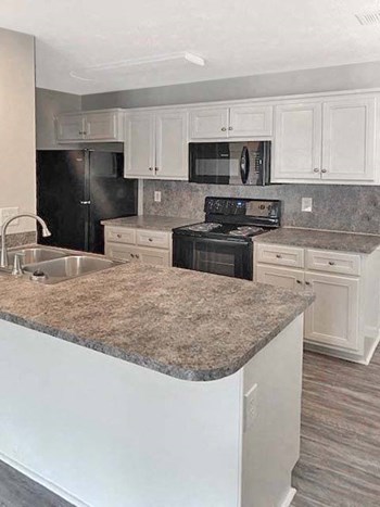 Harmony Apartments at Columbus - Photo Gallery 2