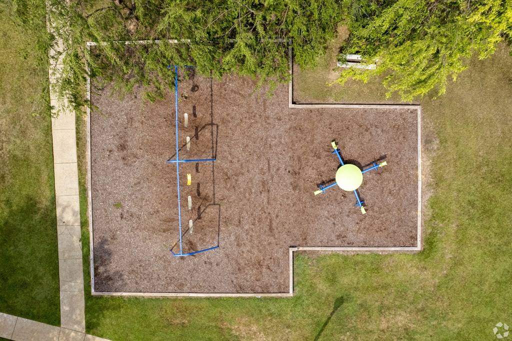 Oak Manor Apartments in Meridian MS