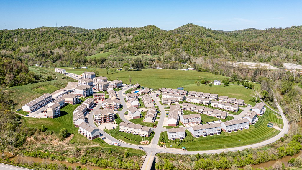 Meadow Creek Apartments and Townhomes in West Virginia Bridgeport