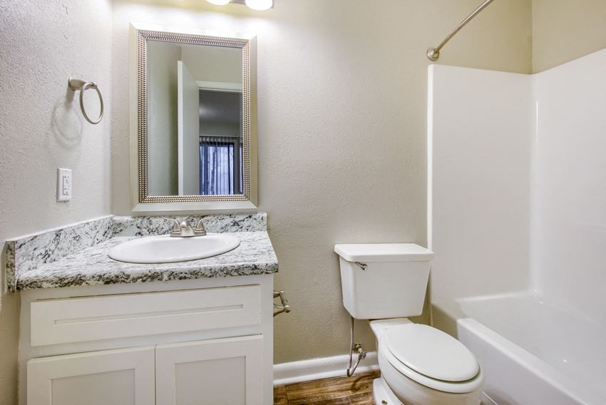 Sandpiper Apartments, 800 Leisure Lake Dr., Warner Robins, GA RentCafe