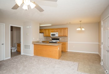 Harmony Apartments at Columbus - Photo Gallery 20