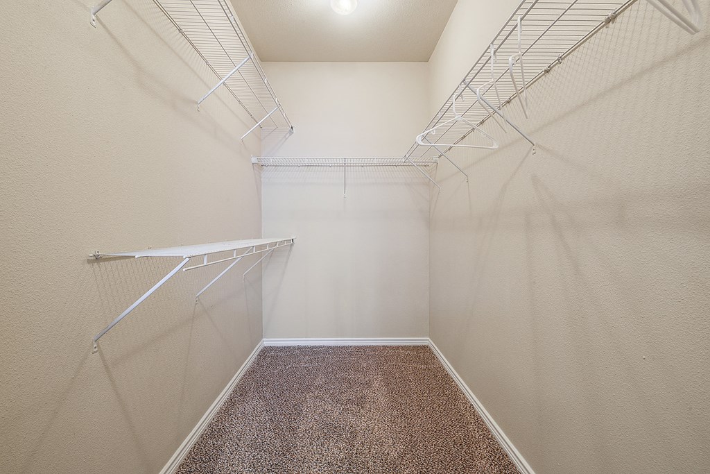 Zachary Parkside Apartment Homes, 20051 Old Scenic Highway, Zachary, LA