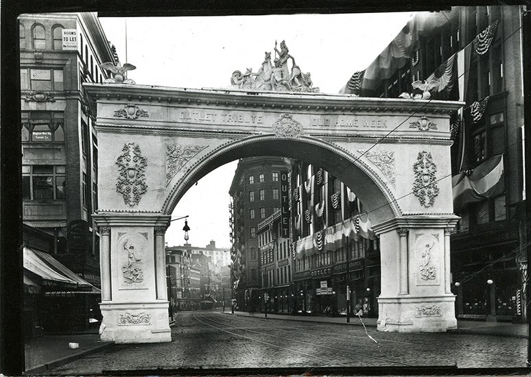 Outlet Store Arch, Old Home Week, Weybosset Street