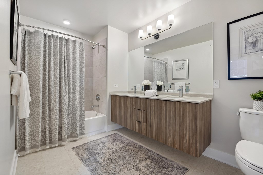 Sage West Loop | 1 bedroom and 2 bedroom Units with high end finishes and expansive layouts