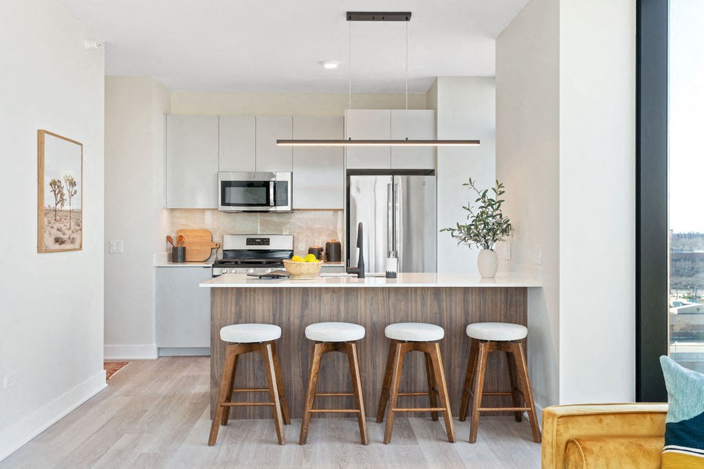 corner 1 bed kitchen