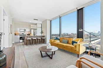Unit 709 Living/Kitchen - Photo Gallery 3