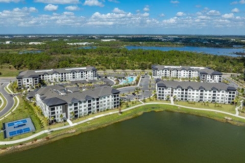 Walking Path to Waterside Park & Waterside Place
