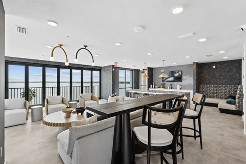 Sky Lounge