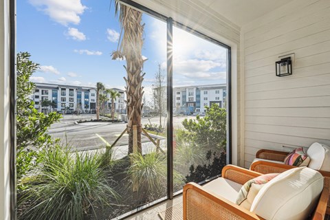 Screened-in Private Balcony/Patio